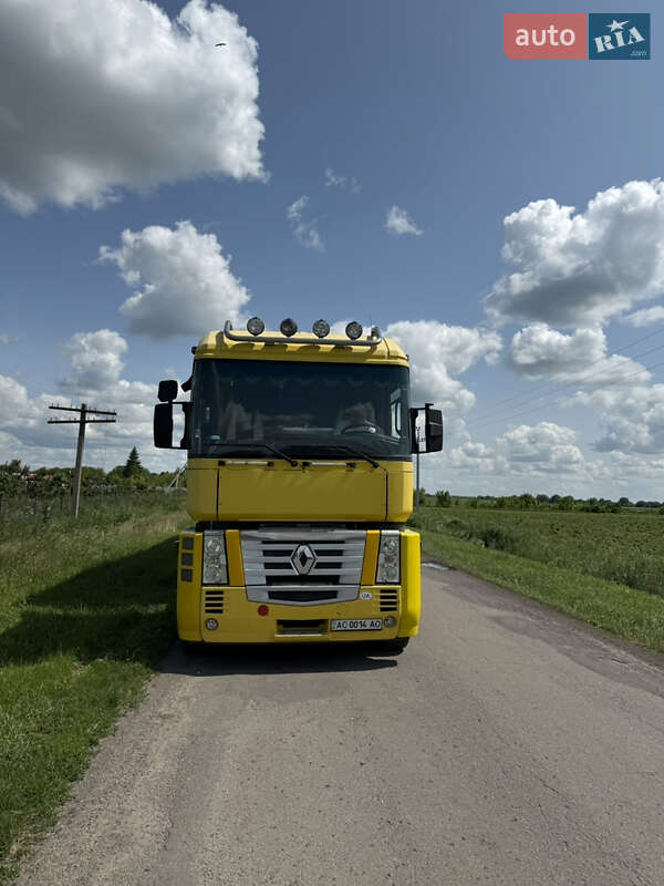 Тягач Renault Magnum 2007 в Луцке