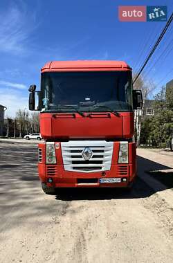 Тягач Renault Magnum 2003 в Сумах