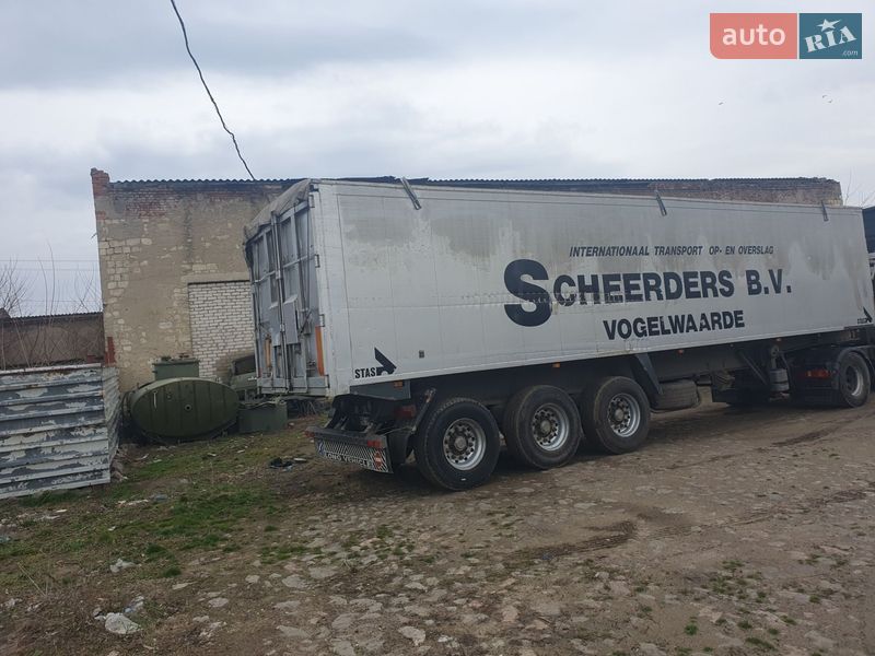 Тягач Renault Magnum 2007 в Доманевке