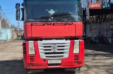 Тягач Renault Magnum 2005 в Днепре