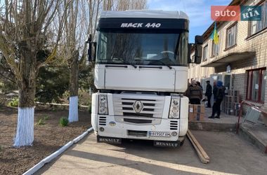 Тягач Renault Magnum 2004 в Миколаєві