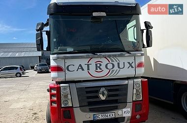 Тягач Renault Magnum 2010 в Львові