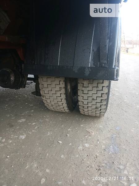 Тентований Renault Manager 1995 в Кельменцях
