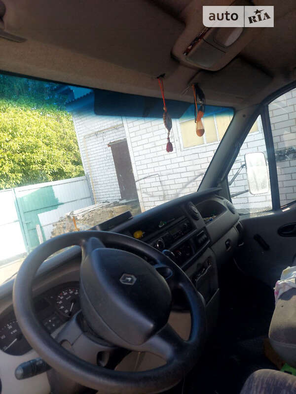 Вантажний фургон Renault Mascott 2006 в Корсунь-Шевченківському