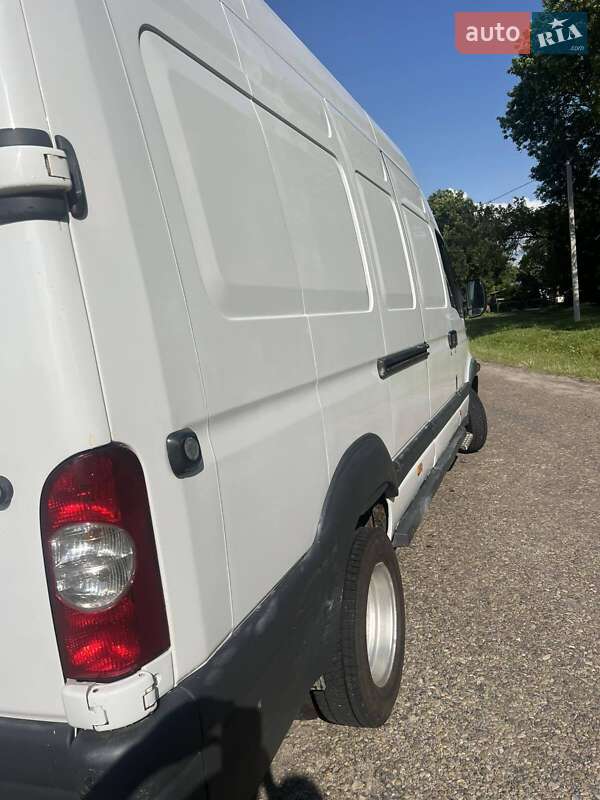 Грузовой фургон Renault Mascott 2005 в Львове