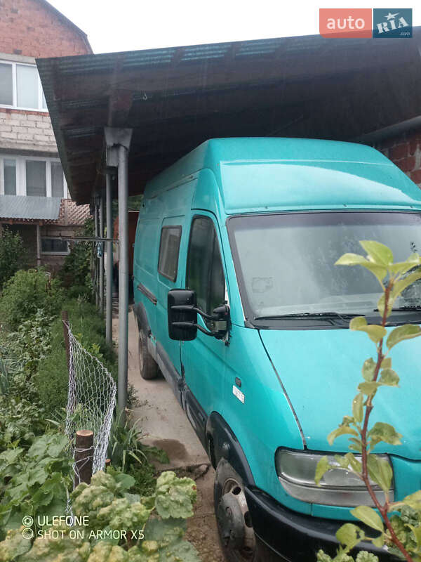Грузопассажирский фургон Renault Mascott 2000 в Хусте