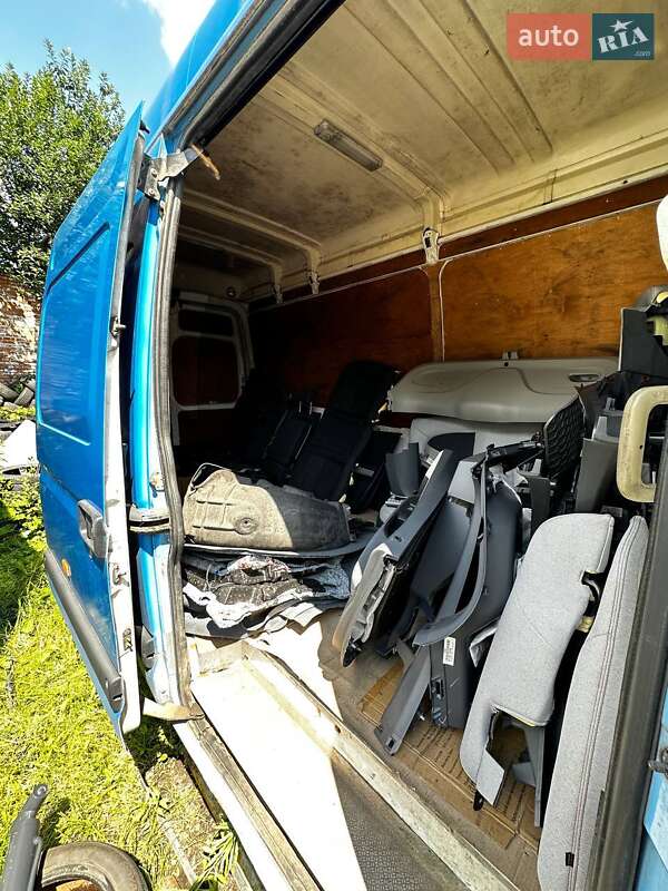 Вантажний фургон Renault Mascott 2002 в Львові