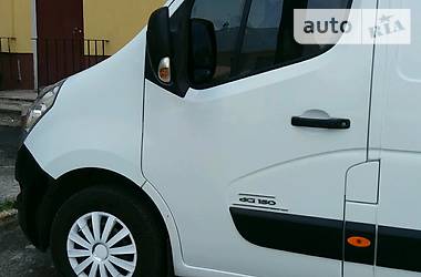 Грузопассажирский фургон Renault Master 2011 в Лубнах