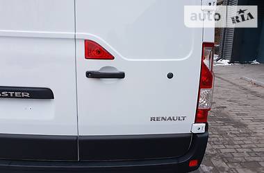 Грузопассажирский фургон Renault Master 2015 в Полтаве