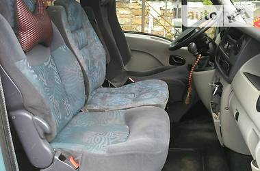 Мінівен Renault Master 2005 в 