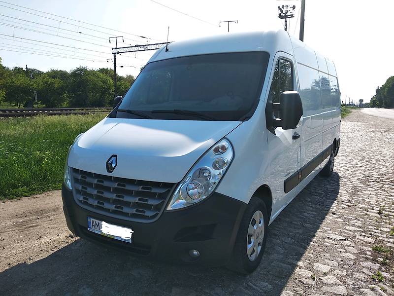 Вантажопасажирський фургон Renault Master 2013 в Києві