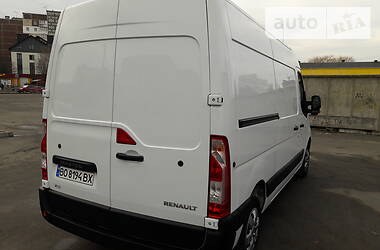 Грузопассажирский фургон Renault Master 2015 в Тернополе