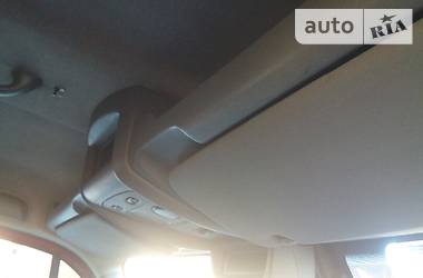 Вантажопасажирський фургон Renault Master 2011 в 