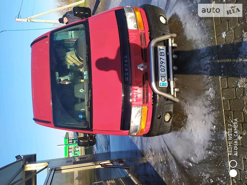 Вантажопасажирський фургон Renault Master 1999 в Чернівцях