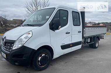 Вантажний фургон Renault Master 2016 в Ірпені