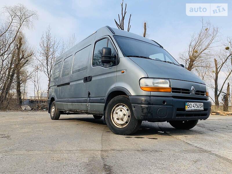 Вантажопасажирський фургон Renault Master 1998 в 