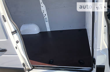 Вантажопасажирський фургон Renault Master 2015 в 
