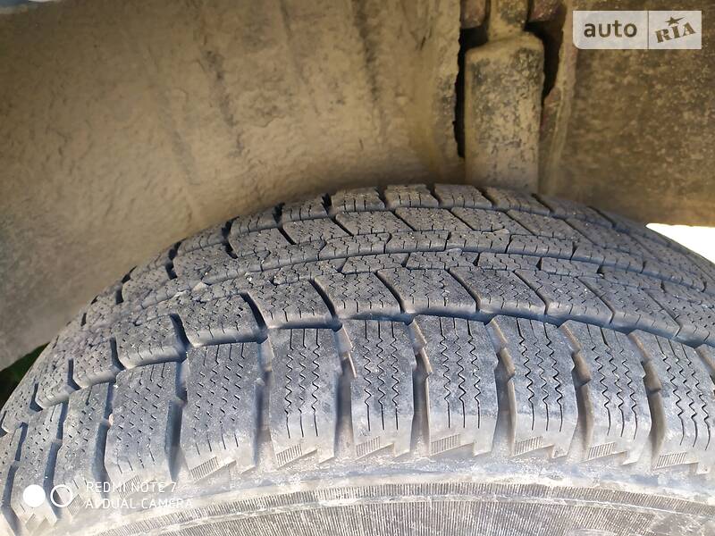 Вантажопасажирський фургон Renault Master 1999 в Чернівцях