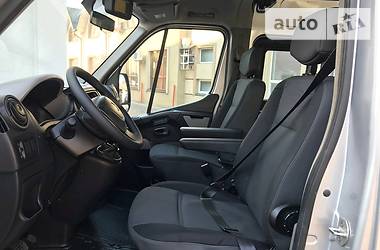 Вантажопасажирський фургон Renault Master 2011 в 