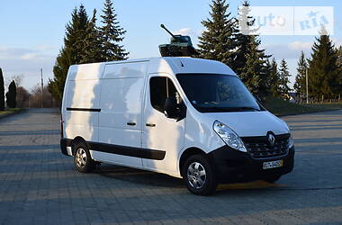 Вантажопасажирський фургон Renault Master 2016 в 