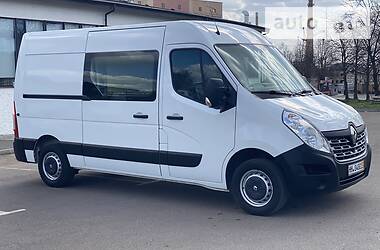 Вантажопасажирський фургон Renault Master 2016 в 