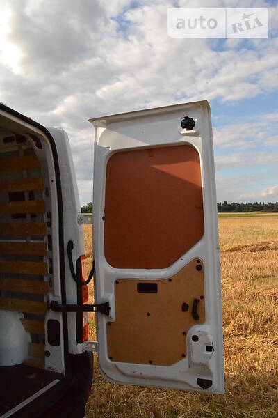 Вантажопасажирський фургон Renault Master 2015 в Броварах фото 26 Вантажопасажирський фургон Renault Master 2015 в Броварах