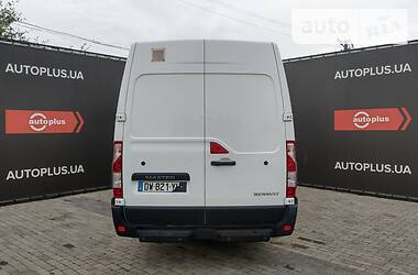 Грузовой фургон Renault Master 2015 в 