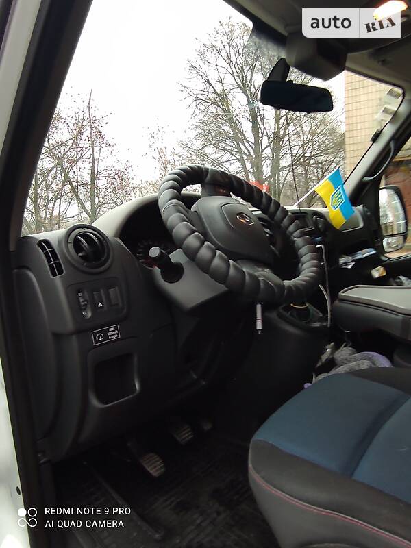 Микроавтобус Renault Master 2013 в Бердичеве