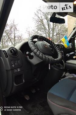 Микроавтобус Renault Master 2013 в 