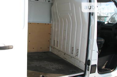 Грузовой фургон Renault Master 2015 в Киеве