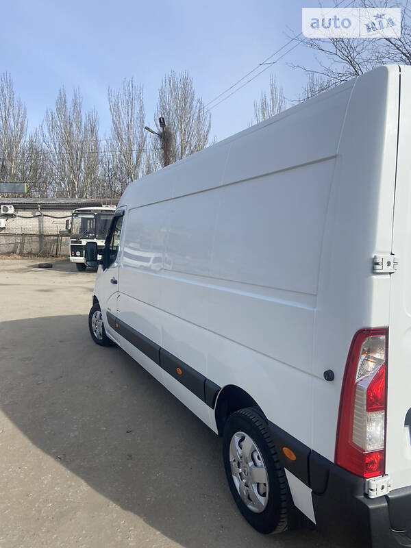 Грузовой фургон Renault Master 2013 в Мелитополе