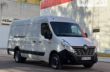 Грузовой фургон Renault Master 2015 в Ровно