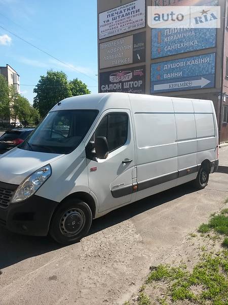 Грузовой фургон Renault Master 2015 в 