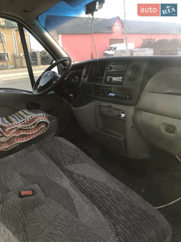 Минивэн Renault Master 2006 в Новоднестровске фото 13 Минивэн Renault Master 2006 в Новоднестровске