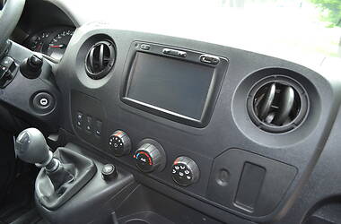 Минивэн Renault Master 2017 в 
