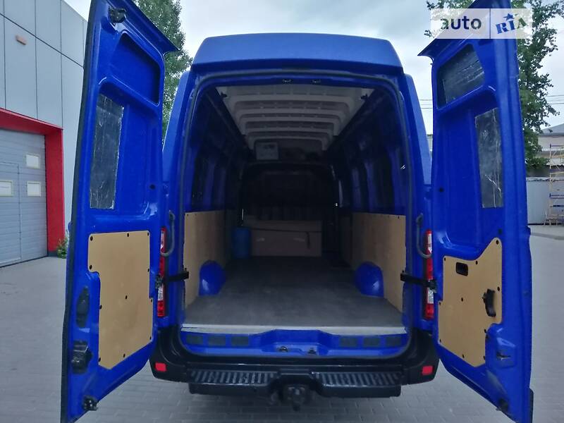 Грузовой фургон Renault Master 2017 в Лысянке