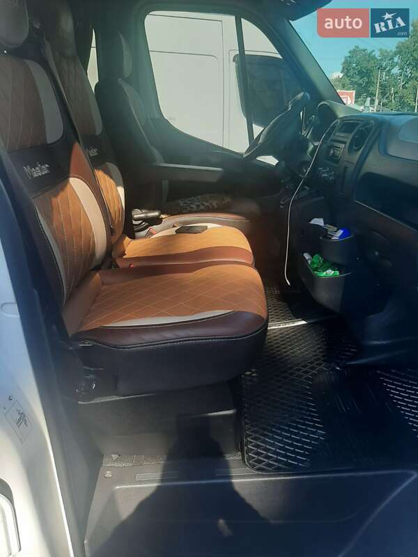 Микроавтобус Renault Master 2016 в Житомире