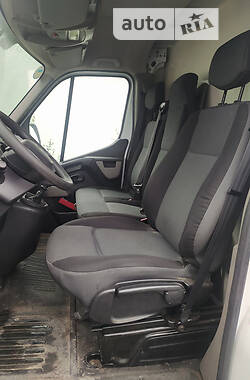 Грузовой фургон Renault Master 2015 в Хмельницком