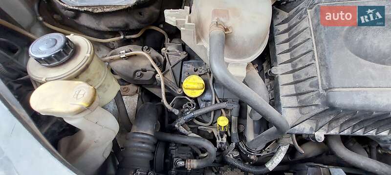 Мінівен Renault Master 2008 в Одесі