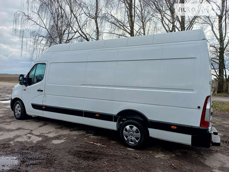 Грузовой фургон Renault Master 2018 в Дубно