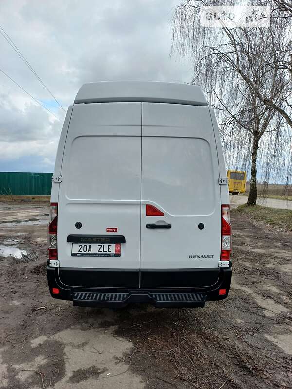 Грузовой фургон Renault Master 2018 в Дубно