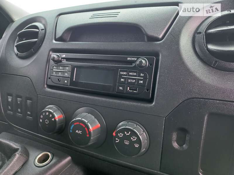 Грузовой фургон Renault Master 2018 в Дубно