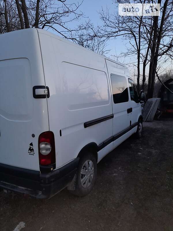 Вантажний фургон Renault Master 2005 в Лисянці