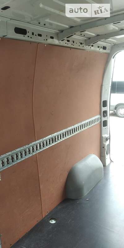 Вантажний фургон Renault Master 2015 в Рожище