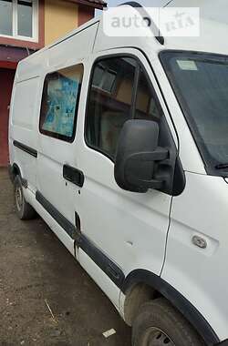 Микроавтобус Renault Master 2006 в Малине