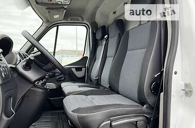 Вантажний фургон Renault Master 2015 в 