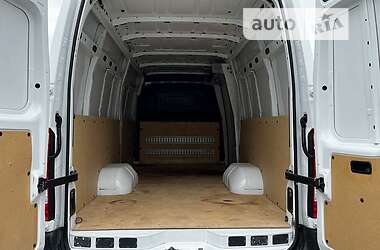 Вантажний фургон Renault Master 2015 в 
