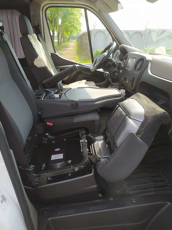 Микроавтобус Renault Master 2017 в Львове фото 69 Микроавтобус Renault Master 2017 в Львове