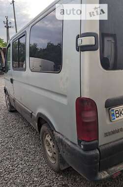 Вантажний фургон Renault Master 2001 в 