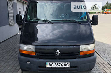 Вантажний фургон Renault Master 2001 в Сарнах